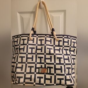Tommy Hilfiger Canvas Tote